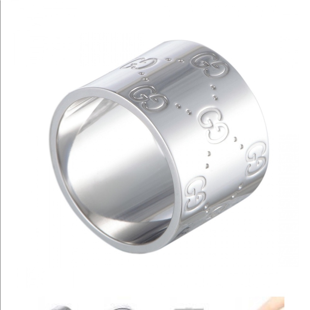 GUCCI ICON 18K WHITE GOLD WIDE LOGO BAND RING